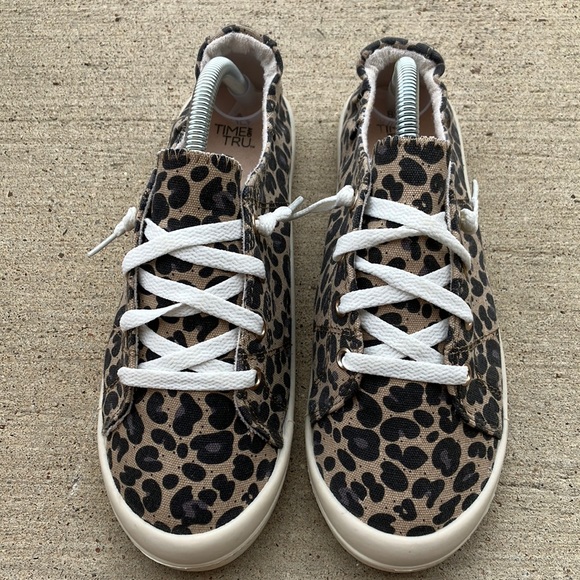Time and Tru Shoes - Time and true sneakers 8 1/2